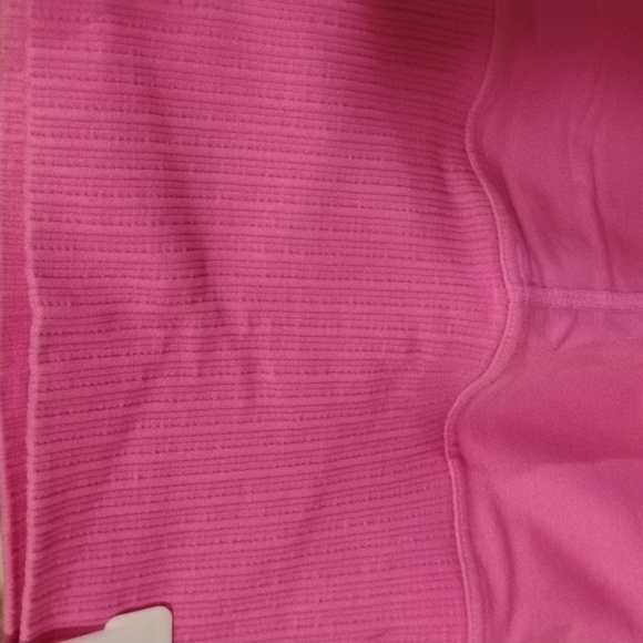 *SOLD* 🌸Free People Movement Hot Pink Bike Shorts XSmall - Picture 5 of 10